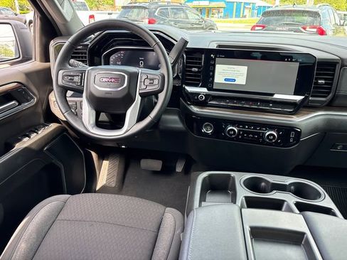 Used 2024 GMC Sierra 1500 Elevation AWD/4WD image 10