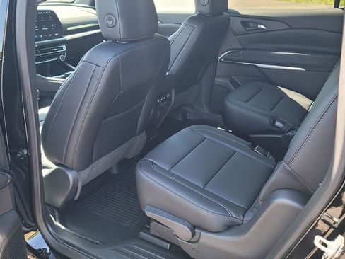 New 2026 Chevrolet Traverse LT w/ Driver Confidence Package image 26