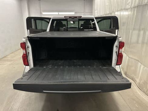 Used 2022 Chevrolet Silverado 1500 LTZ w/ LTZ Premium Package AWD/4WD image 28