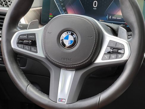 Used 2024 BMW X5 xDrive40i w/ M Sport Package AWD/4WD image 25