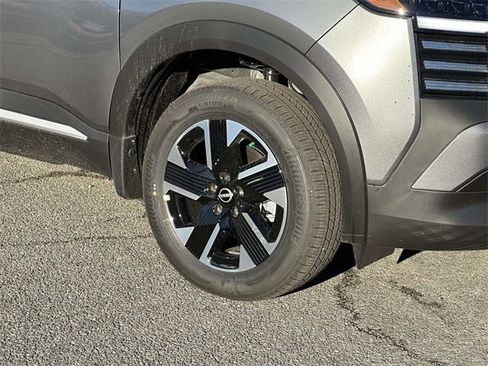 New 2026 Nissan Kicks SV w/ SV Premium Package image 7