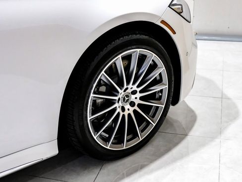 Used 2025 Mercedes-Benz S 580 4MATIC Sedan image 58