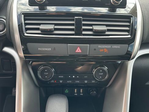 Used 2025 Mitsubishi Eclipse Cross SE AWD/4WD image 24