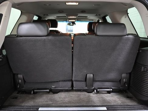 Used 2009 Cadillac Escalade AWD image 19