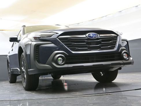 Certified 2025 Subaru Outback Onyx Edition image 41