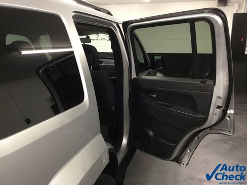 Used 2012 Jeep Liberty Sport w/ Popular Equipment Group image 34