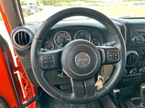 Used 2015 Jeep Wrangler Unlimited Sport w/ Quick Order Package 24S AWD/4WD image 14