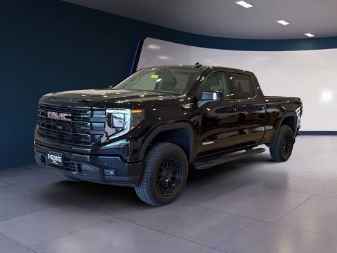 Used 2024 GMC Sierra 1500 Elevation w/ Elevation Premium Package AWD/4WD image 3