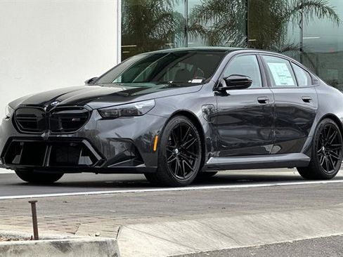 New 2026 BMW M5 w/ Executive Package image 7