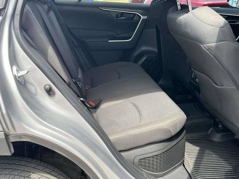 Used 2025 Toyota RAV4 LE AWD/4WD image 21