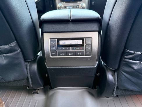 Used 2016 Lexus GX 460 w/ Premium Package AWD/4WD image 39