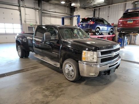 Used 2009 Chevrolet Silverado 3500 LTZ w/ LTZ Plus Package AWD/4WD image 1