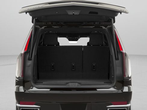 Used 2022 Cadillac Escalade Sport Platinum RWD image 28