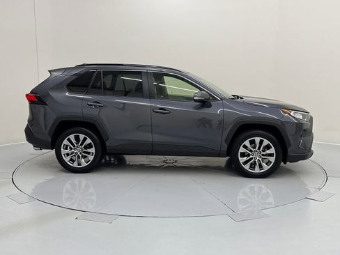 Used 2020 Toyota RAV4 XLE Premium AWD/4WD image 7