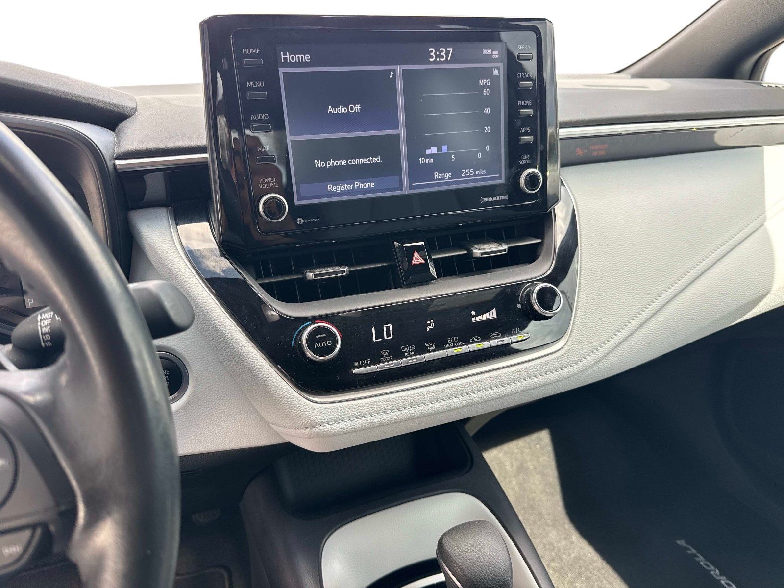 Used 2022 Toyota Corolla SE w/ SE Premium Package FWD image 24