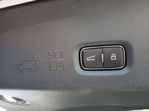 New 2026 Ford Expedition Active image 10