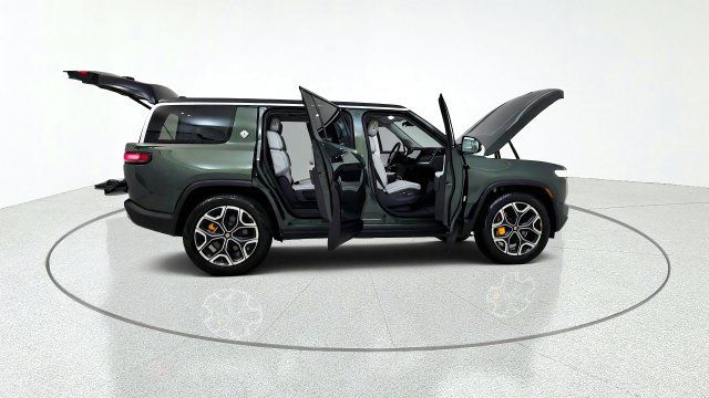 Used 2023 Rivian R1S Adventure Quad AWD/4WD image 19