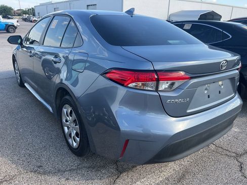 Used 2025 Toyota Corolla LE FWD image 6