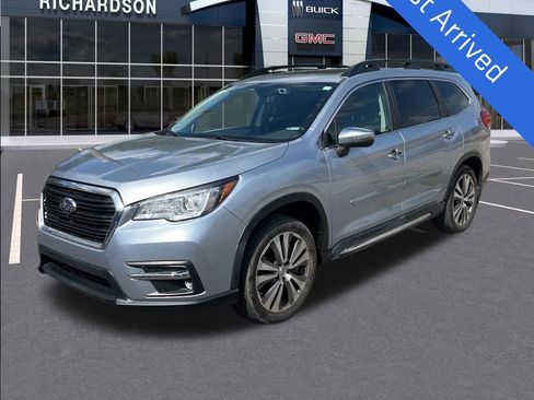 Used 2022 Subaru Ascent Touring AWD/4WD image 1