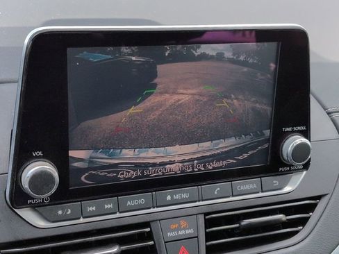 Certified 2020 Nissan Altima 2.5 SV FWD image 19