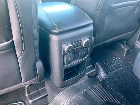 Used 2021 Ford Explorer Limited w/ Equipment Group 301A RWD image 10