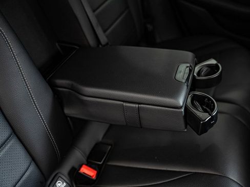 Used 2019 Mercedes-Benz GLC 300 4MATIC Coupe image 46