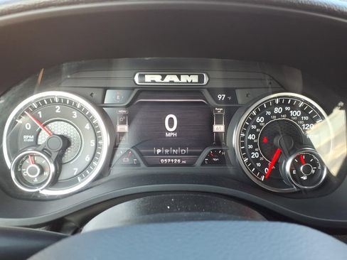 Used 2024 RAM 1500 Laramie RWD image 24