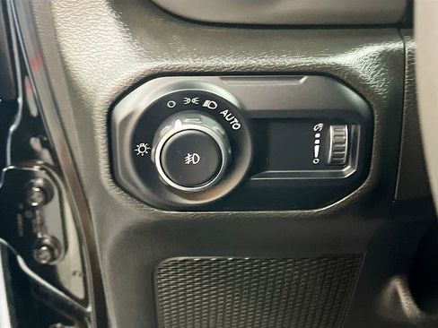 Used 2023 Jeep Wrangler Unlimited Sport image 10