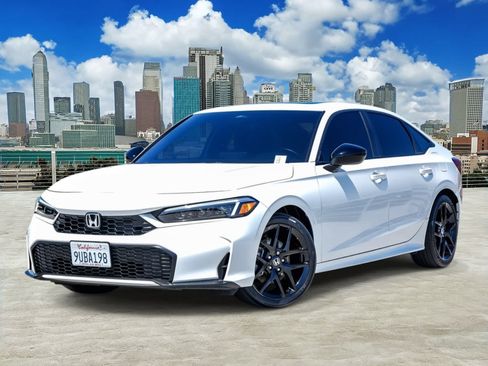 Used 2025 Honda Civic Sport image 1
