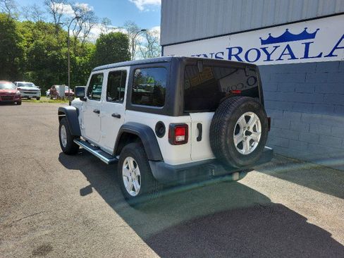 Used 2021 Jeep Wrangler Unlimited Sport AWD/4WD image 8