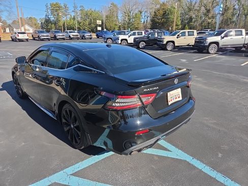Used 2021 Nissan Maxima SR w/ Sport Mat Group image 6