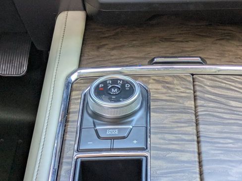 Certified 2021 Ford Expedition Max Platinum image 18