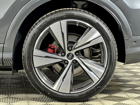 New 2025 Audi SQ5 Premium Plus image 23