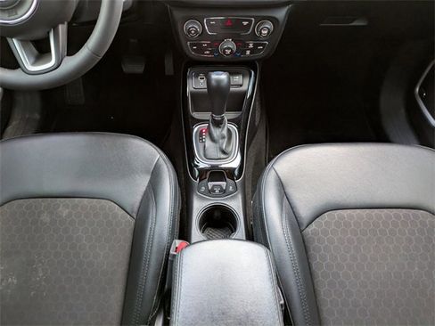 Used 2021 Jeep Compass Latitude w/ Sun and Sound Group image 20