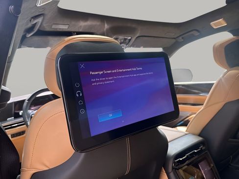 New 2026 Cadillac Escalade IQ Sport 2 w/ LPO, ONYX Package image 21