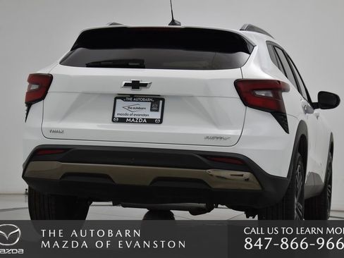 Used 2025 Chevrolet Trax ACTIV w/ Sunroof Package image 22