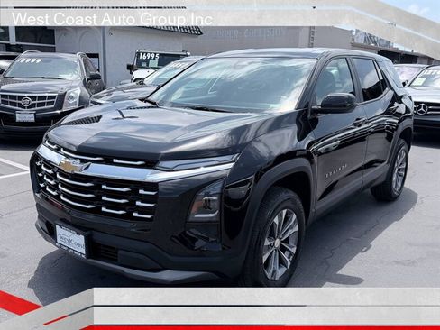Used 2026 Chevrolet Equinox LT AWD/4WD image 1