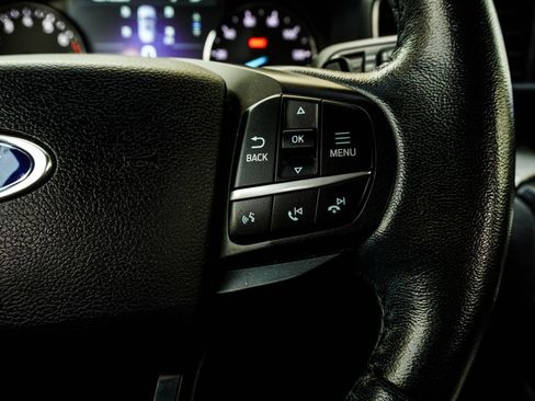 Used 2020 Ford Explorer XLT w/ Equipment Group 202A image 30