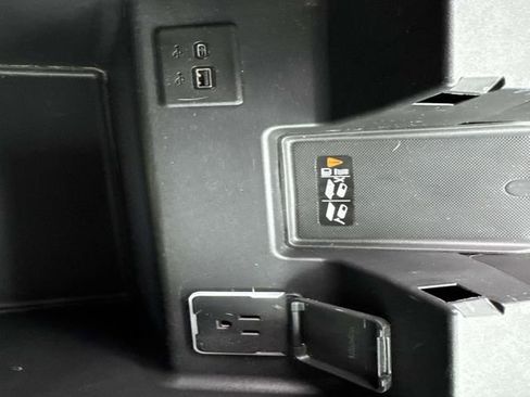 Used 2024 Chevrolet Silverado 1500 RST w/ Convenience Package II image 18