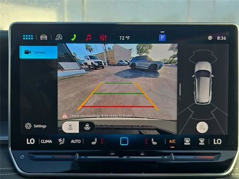New 2026 Volkswagen Tiguan SE R-Line FWD image 17