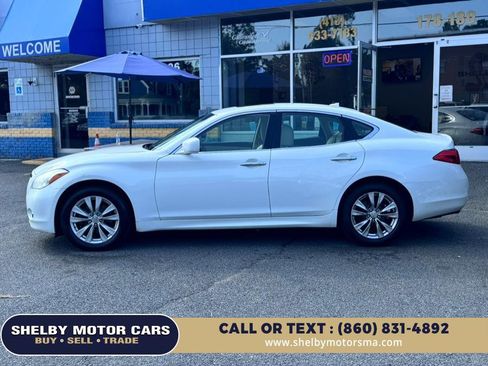 Used 2012 INFINITI M37 x w/ Premium Pkg image 8