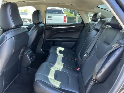 Used 2020 Ford Fusion Energi Titanium image 41