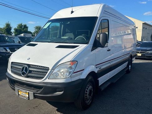 Used 2013 Mercedes-Benz Sprinter 3500 image 3