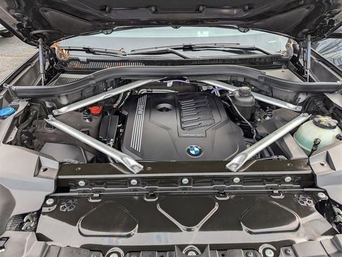 Used 2021 BMW X7 xDrive40i w/ Executive Package image 28