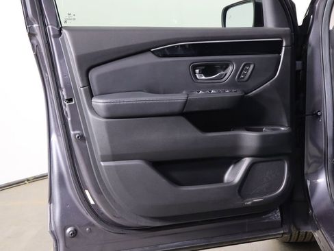 Used 2025 Honda Pilot EX-L image 20