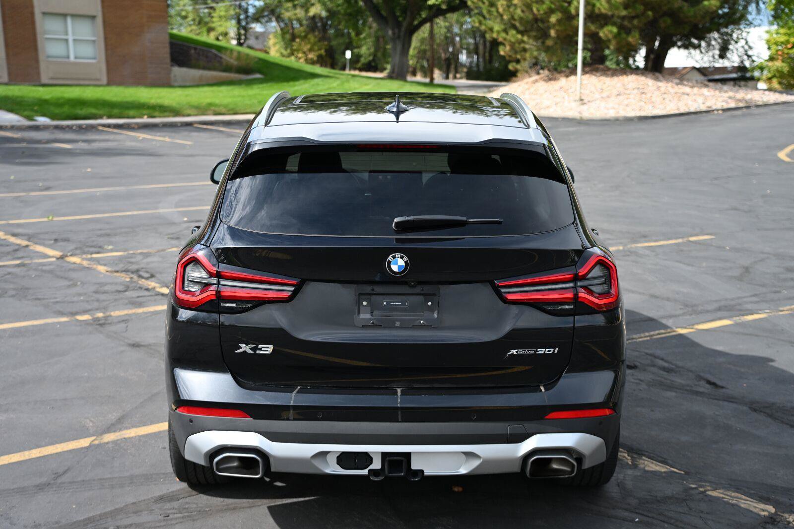 Used 2024 BMW X3 xDrive30i w/ Premium Package AWD/4WD image 4