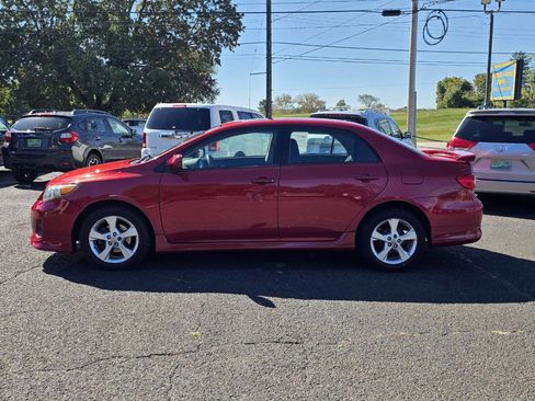Used 2012 Toyota Corolla S image 4