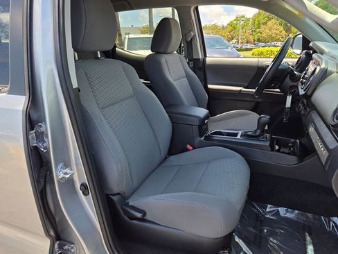 Used 2021 Toyota Tacoma SR w/ SR Convenience Package RWD image 17