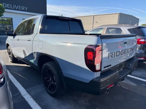Used 2026 Honda Ridgeline Black Edition image 6