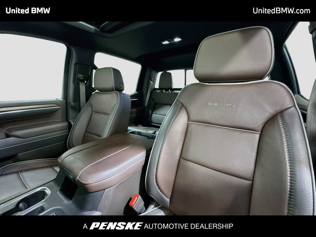 Used 2025 GMC Sierra 1500 Denali AWD/4WD image 12
